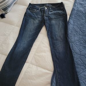 Women's American Eagle Jeans Size 4